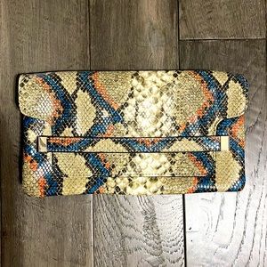 Clutch bag python